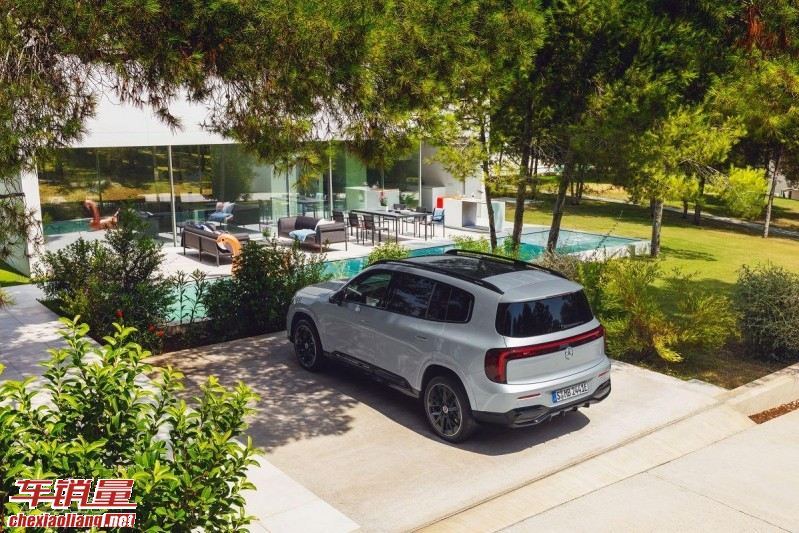 空间、科技与纯电动力全面升级 全新世代 梅赛德斯-奔驰 GLB 正式登场