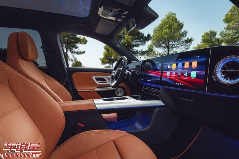 空间、科技与纯电动力全面升级 全新世代 梅赛德斯-奔驰 GLB 正式登场