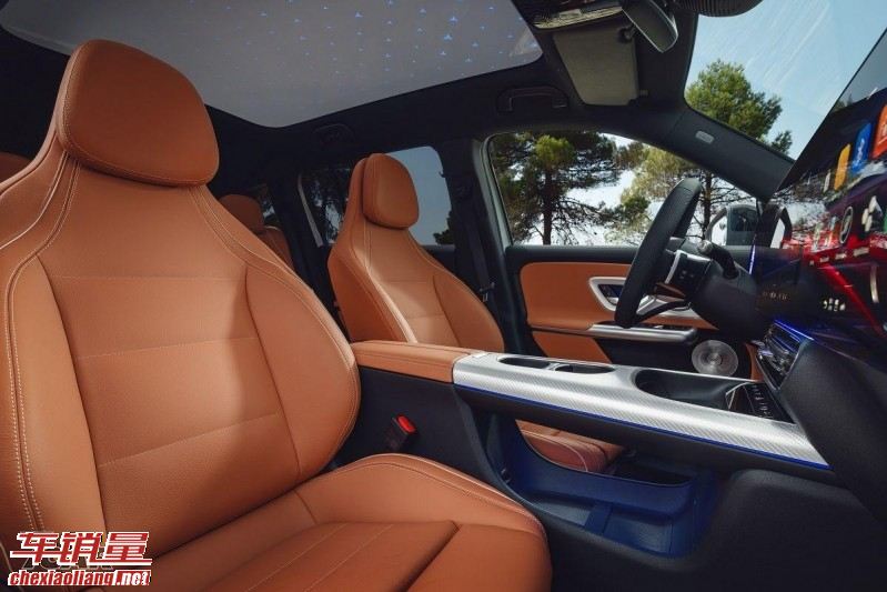 空间、科技与纯电动力全面升级 全新世代 梅赛德斯-奔驰 GLB 正式登场