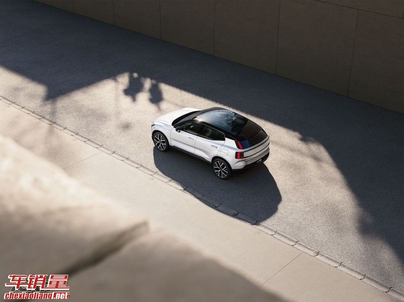 迎合多元需求，沃尔沃 EX30 新年式车型功能与设计同步升级