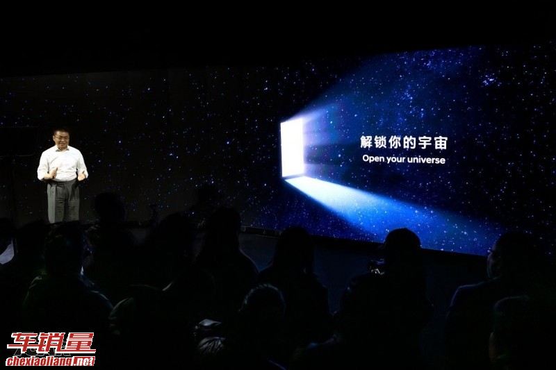 现代正式推出 IONIQ 专属电动品牌，两款全新概念车同步首演