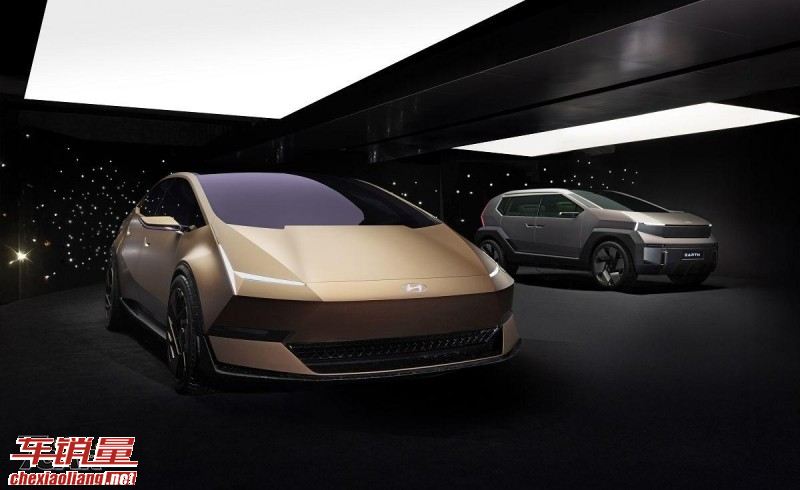 现代正式推出 IONIQ 专属电动品牌，两款全新概念车同步首演